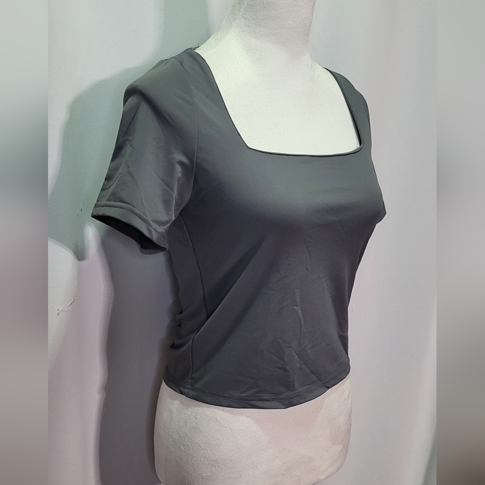 Dazy by SHEIN Juniors Dark Gray Square Neck Short Sleeve Crop Top Size XL - Picture 5 of 11